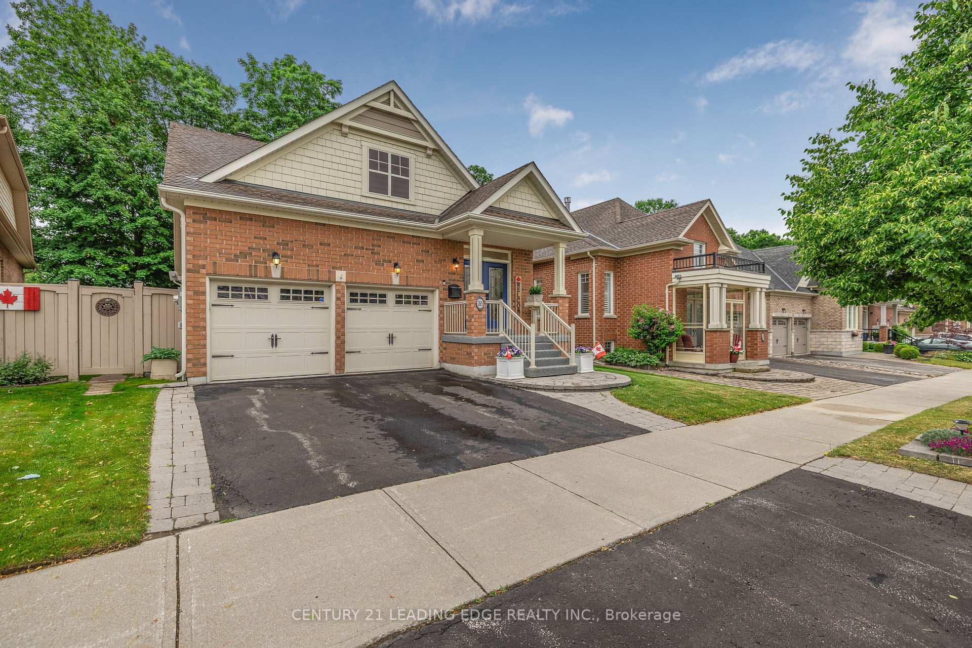 Property Photo: 265 Sandale Road ON L4A 0Y4