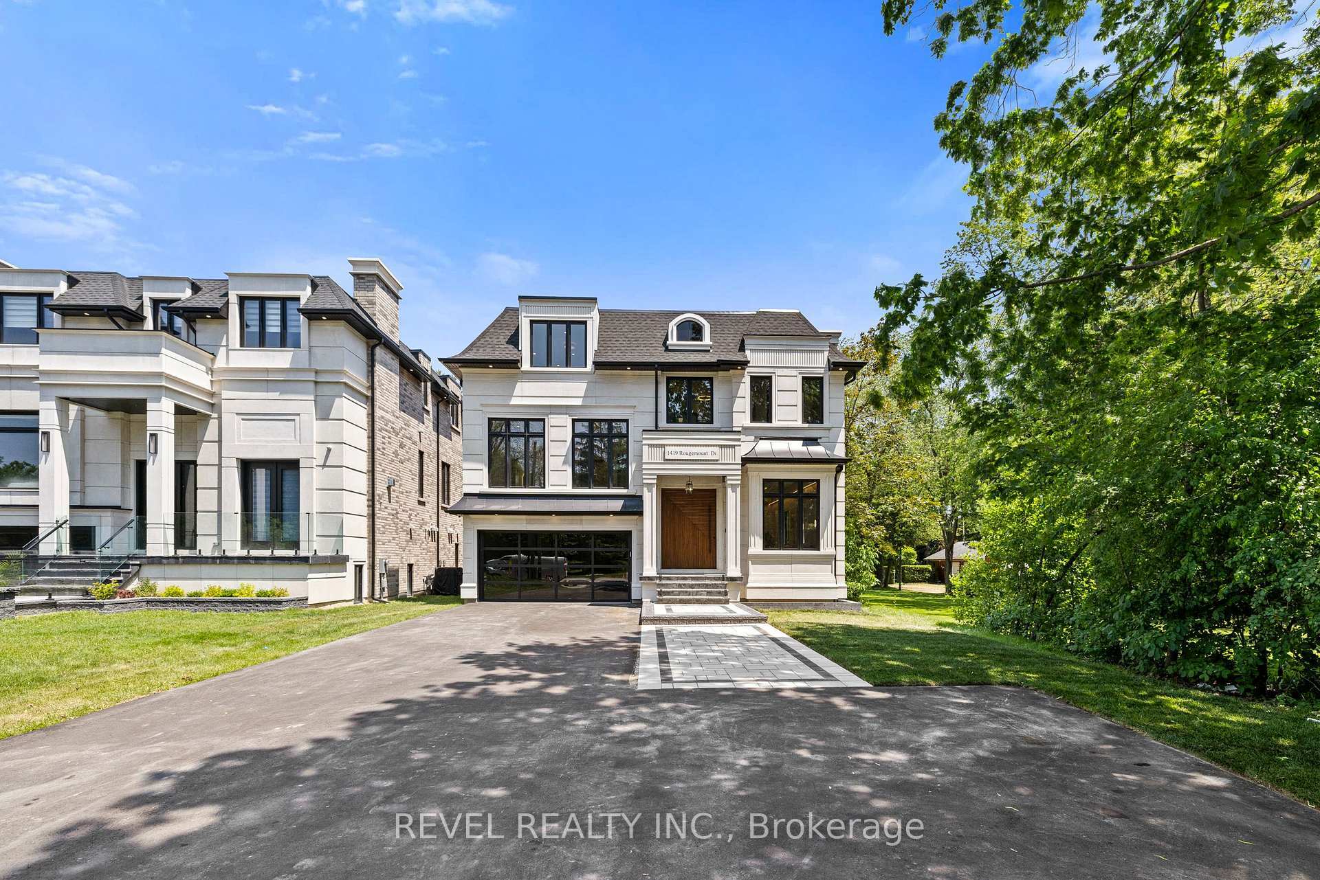 Property Photo: 1419 Rougemount Drive ON L1V 1N2