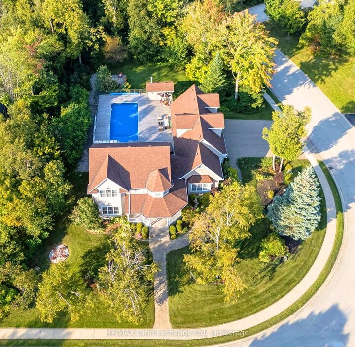 Property Photo:  169 Trillium Drive  ON N0H 2C2 