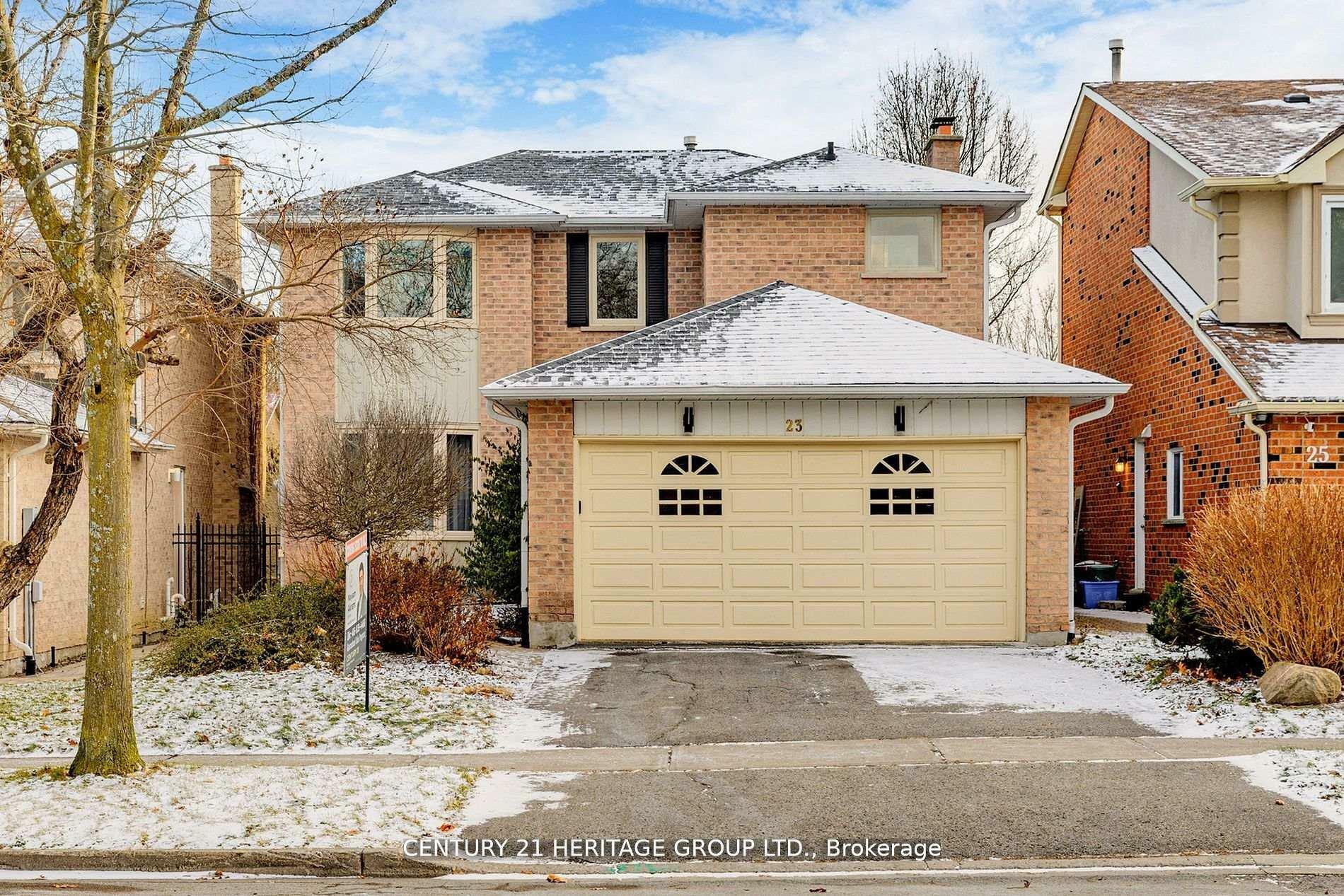 23 Gilbank Drive  Aurora ON L4G 5G5 photo