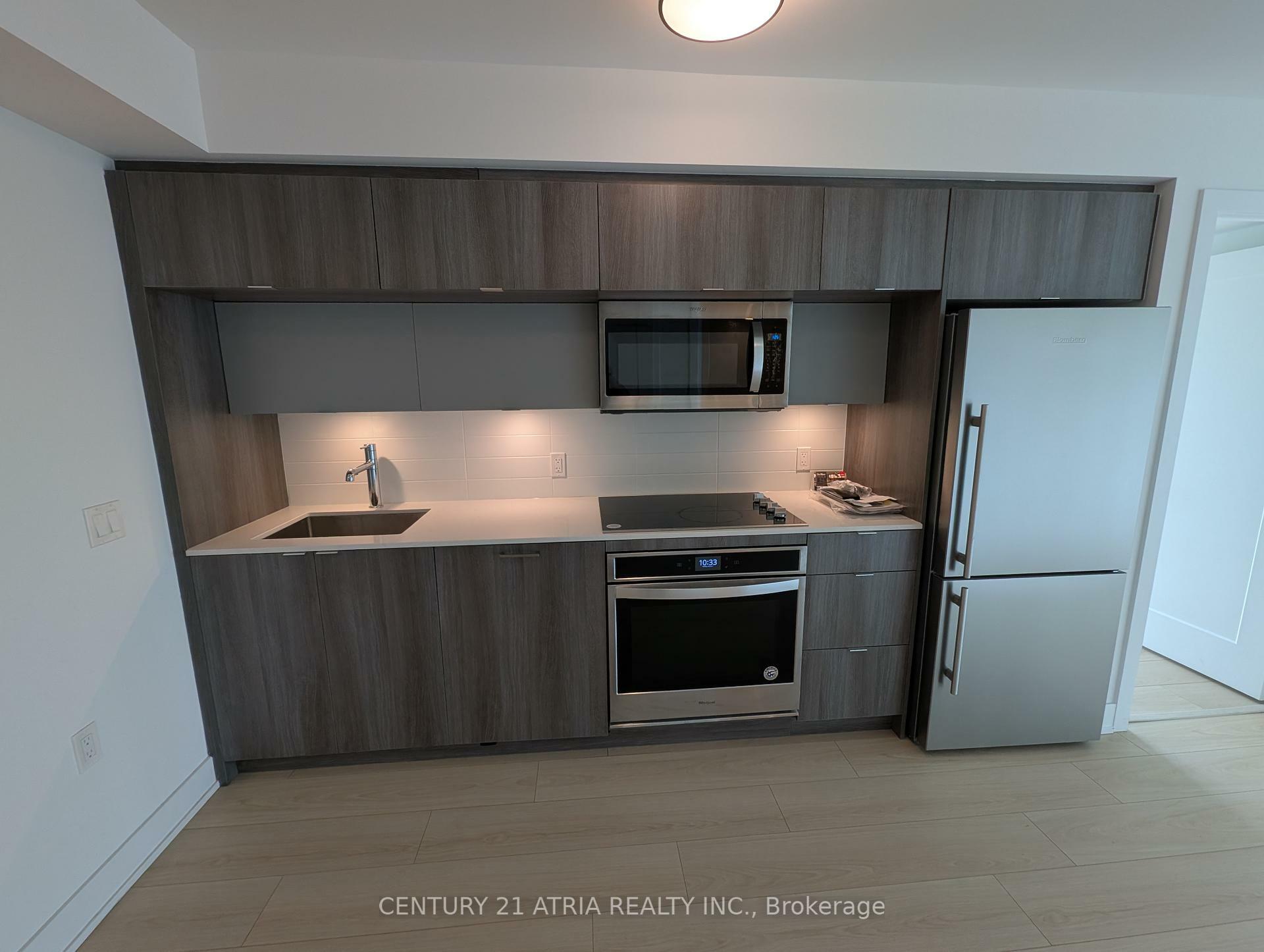 585 Bloor Street E 1517  Toronto ON M4W 0B3 photo