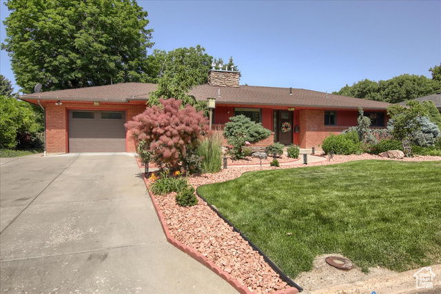 Property Photo: 3425 Oakridge Dr UT 84403
