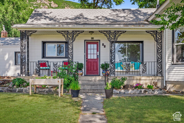 Property Photo:  79 S 300 E  UT 84025