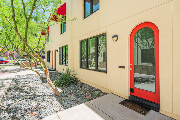 Property Photo:  620 N 4th Avenue 10  AZ 85003