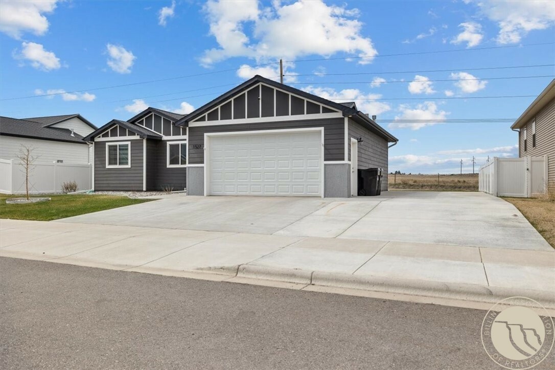 Property Photo:  1527 Rancho Vista Avenue  MT 59105 