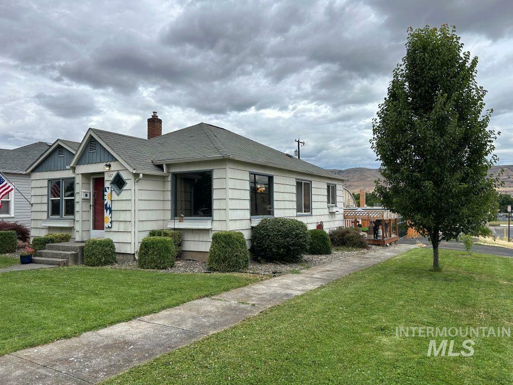 1527 13th Ave  Lewiston ID 83501 photo