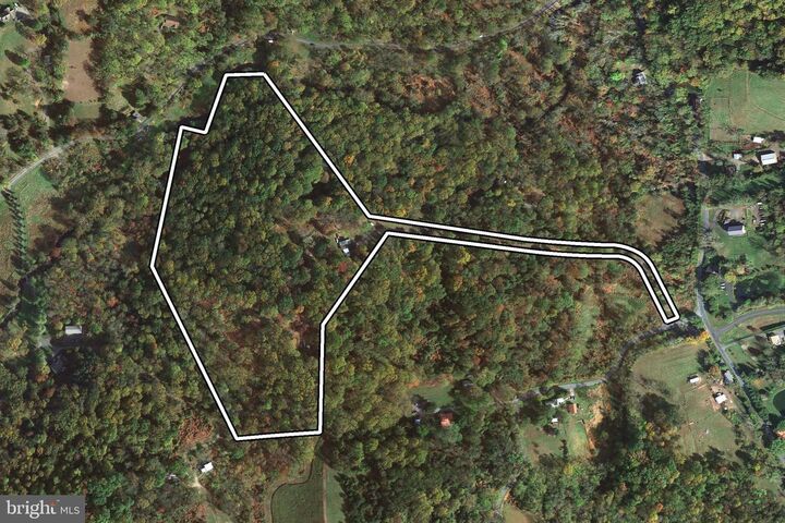 Property Photo: 9 Hanna Kurtz Road PA 19508