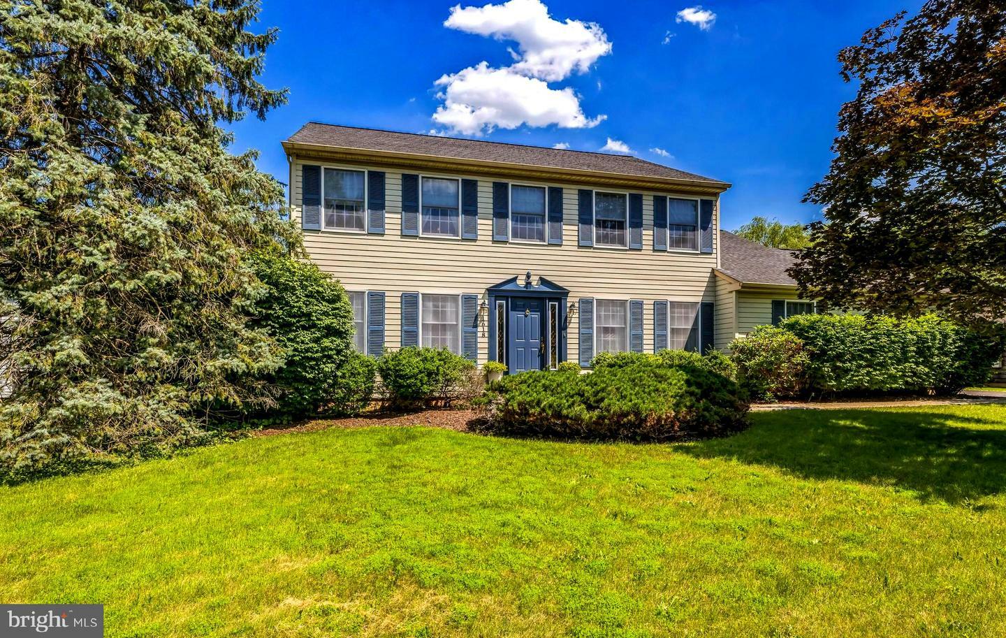 Property Photo:  1618 Ramblewood Lane  PA 18929 