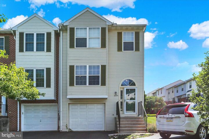 309 Lincoln Avenue  Harrisburg PA 17111 photo