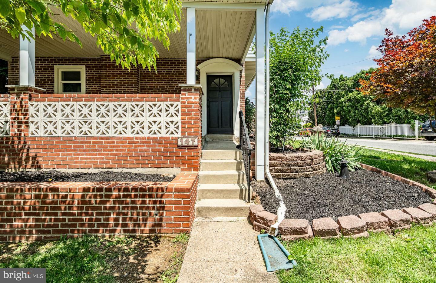 Property Photo:  147 Meadowbrook Avenue  PA 19082 