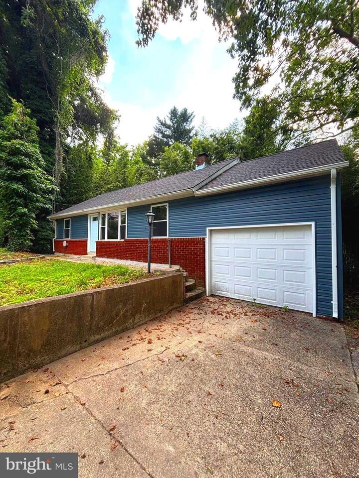 Property Photo:  3315 Cliff Trail  MD 20676 