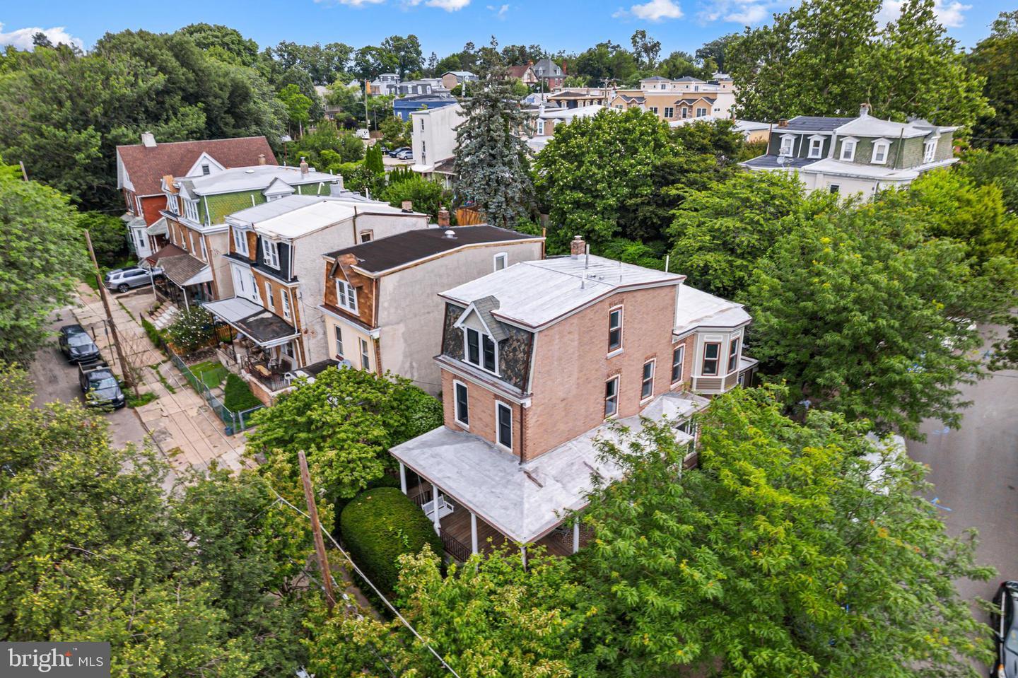 4403 Dexter Street  Philadelphia PA 19128 photo