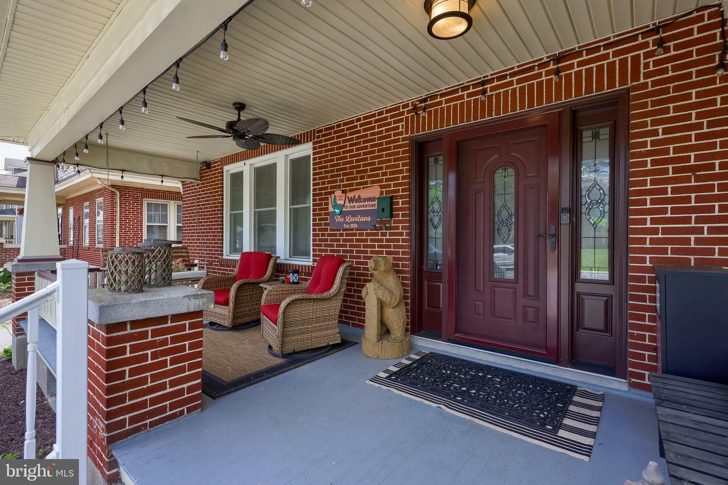 Property Photo: 76 N Grant Street PA 17545