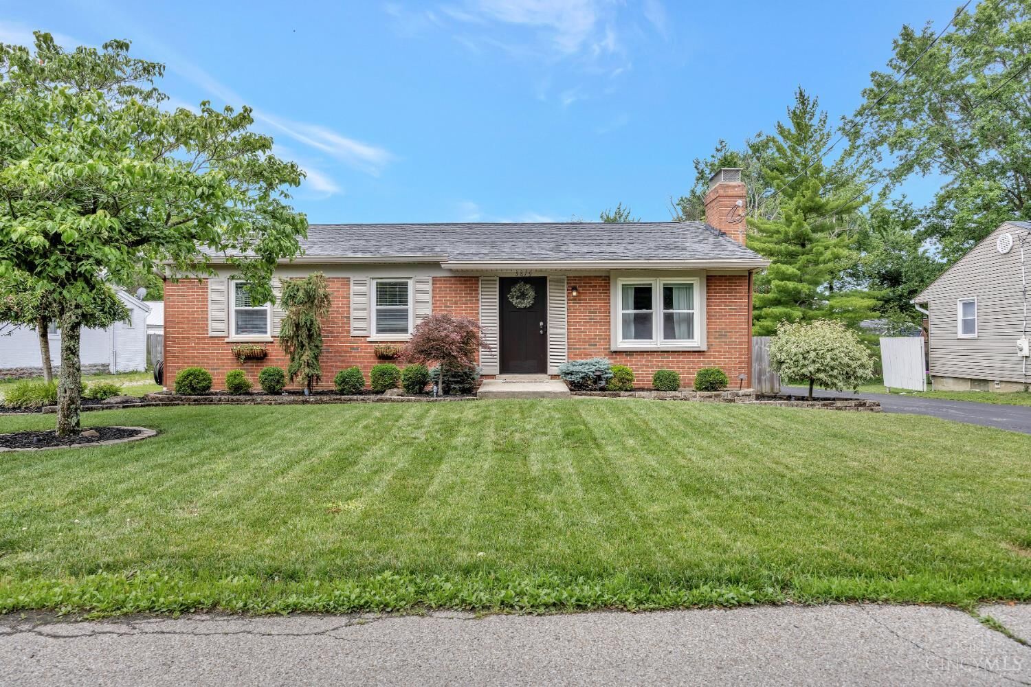 Property Photo:  5879 Elm Street  OH 45150 