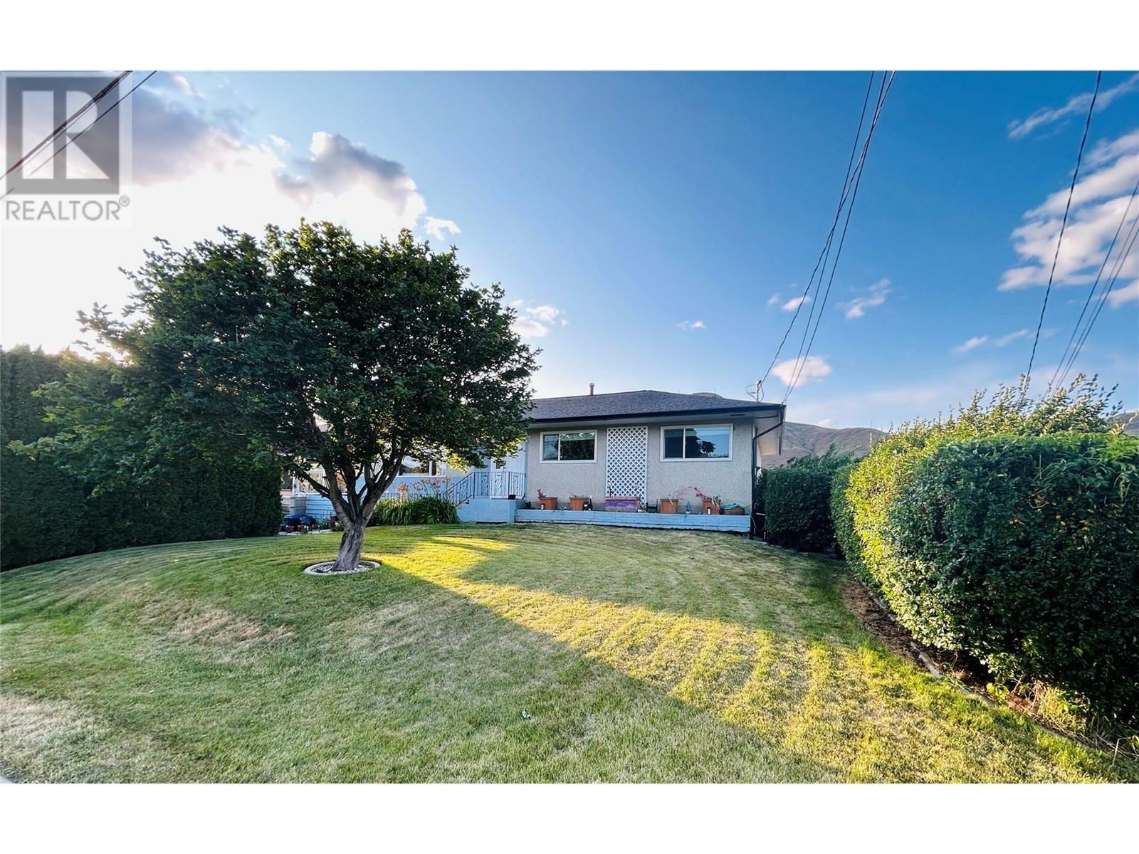 Property Photo: 2150 Ponderosa Avenue BC V2B 4V9