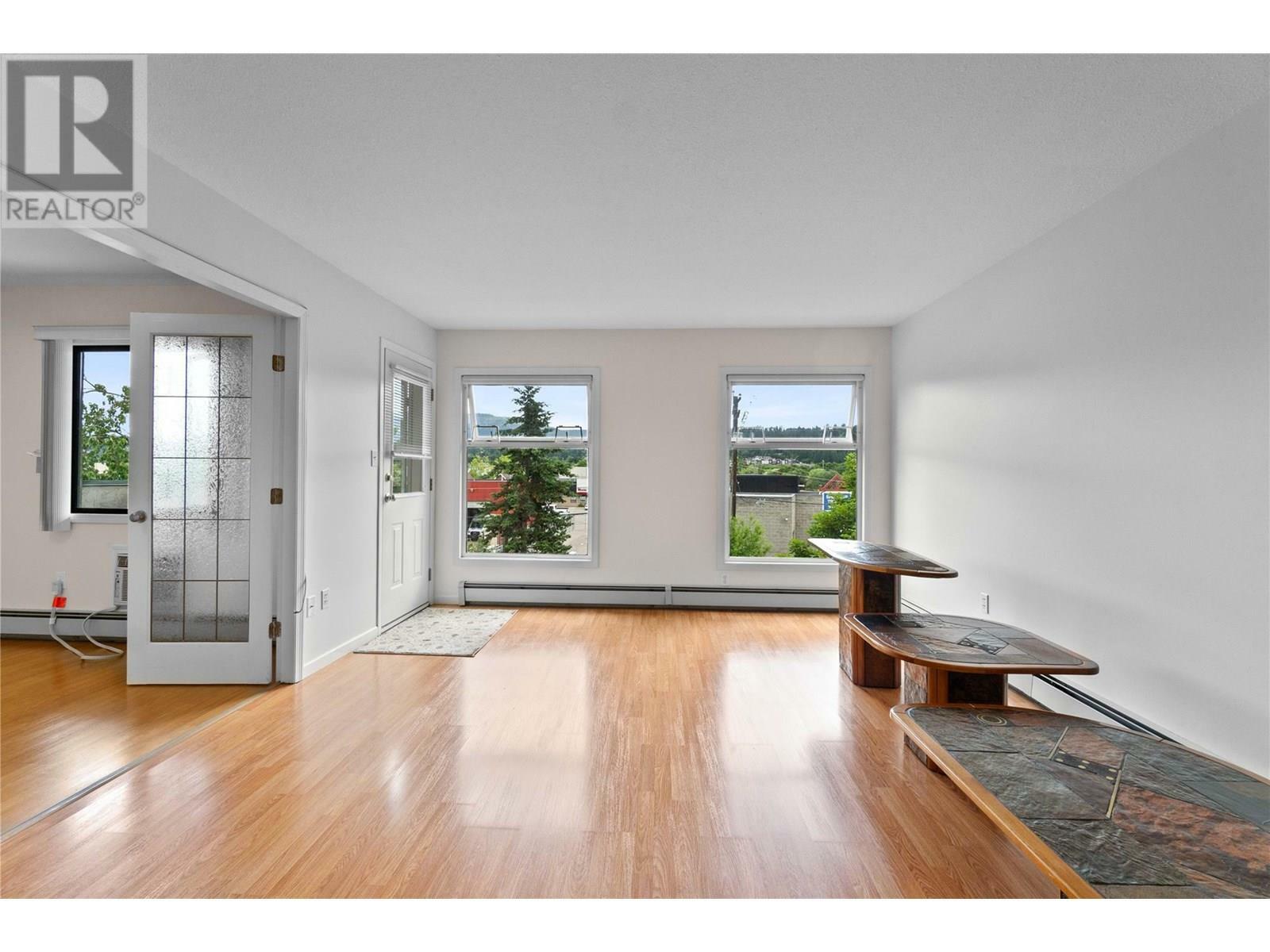 Property Photo: 851 5 Avenue Southwest 304 BC V1E 1K2