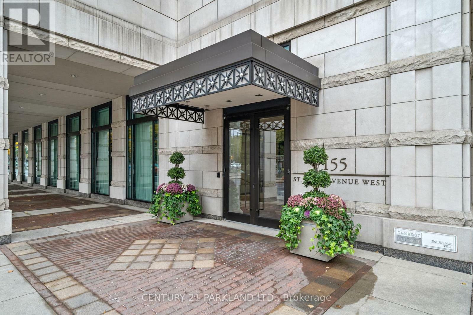 Property Photo:  155 St Clair Avenue West 409  ON M4V 0A1 