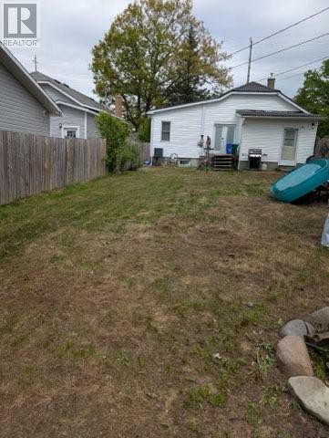 Property Photo:  5 Longyear Road  ON P0M 1S0 
