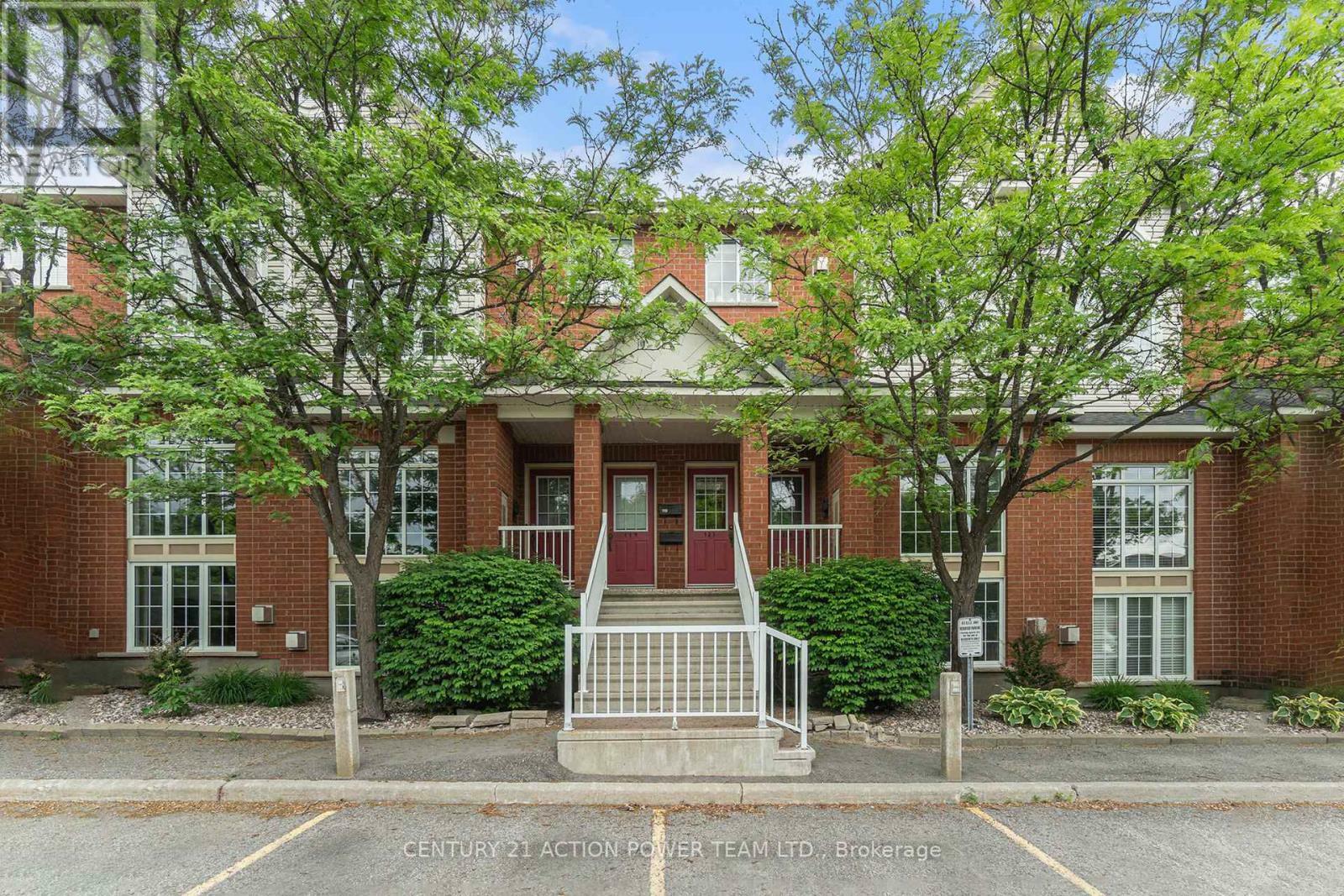 Property Photo: 123 Gatestone Private ON K1J 1K5