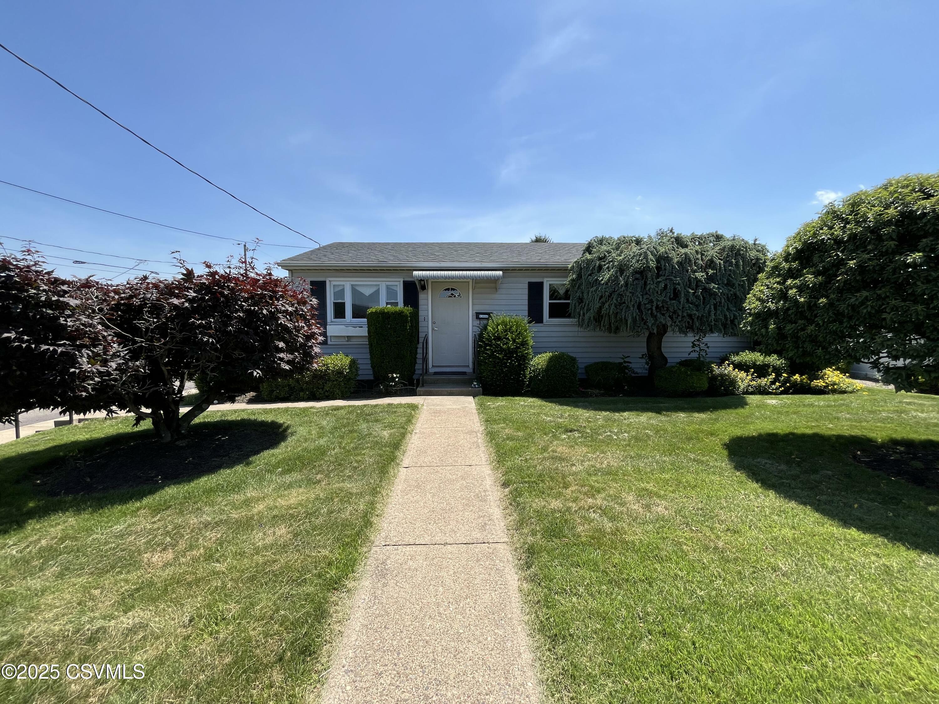 Property Photo:  1400 Orange Street  PA 18603 