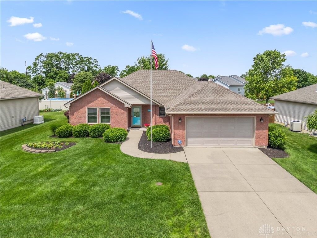 Property Photo: 143 Heckathorn OH 45309