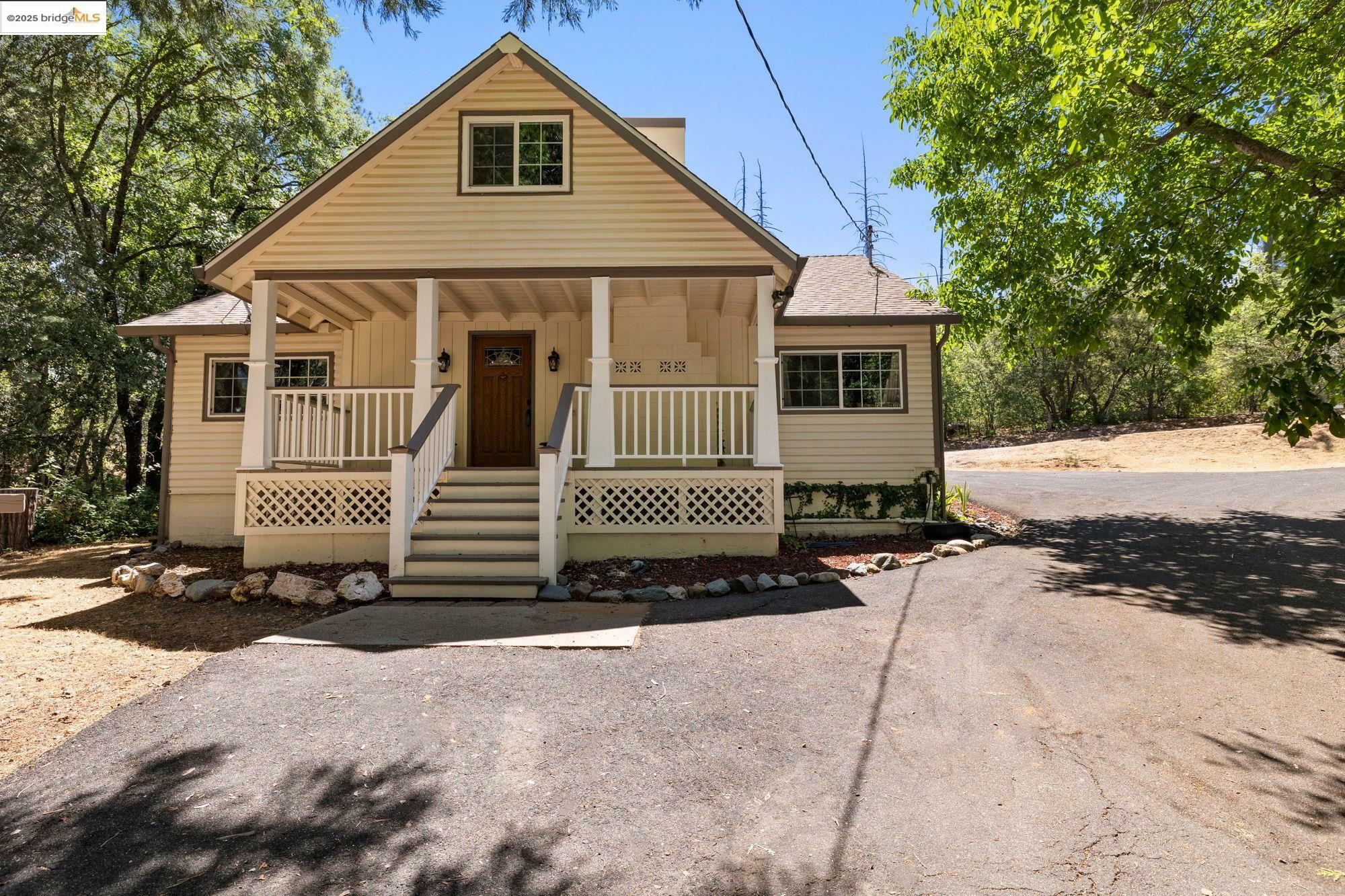11785 Powderhouse Street  Groveland CA 95321 photo