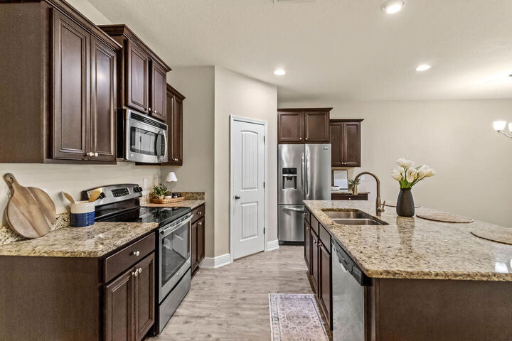 Property Photo:  3593 Autumn Woods Drive  FL 32539 