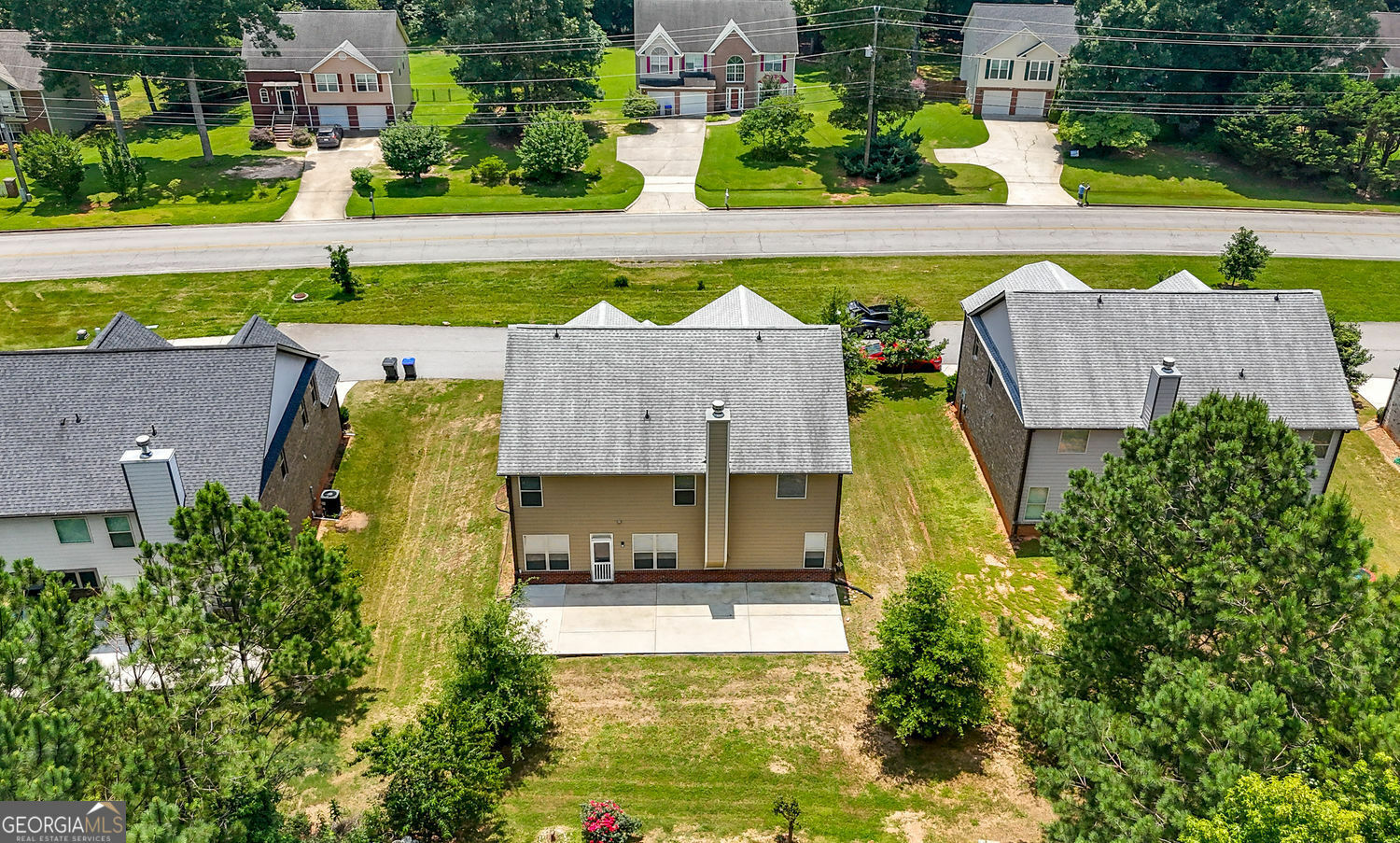 Property Photo: 2445 Whitehead Place Drive GA 30024