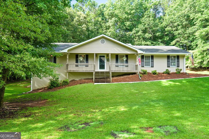 Property Photo: 185 Downybrook Lane GA 30215