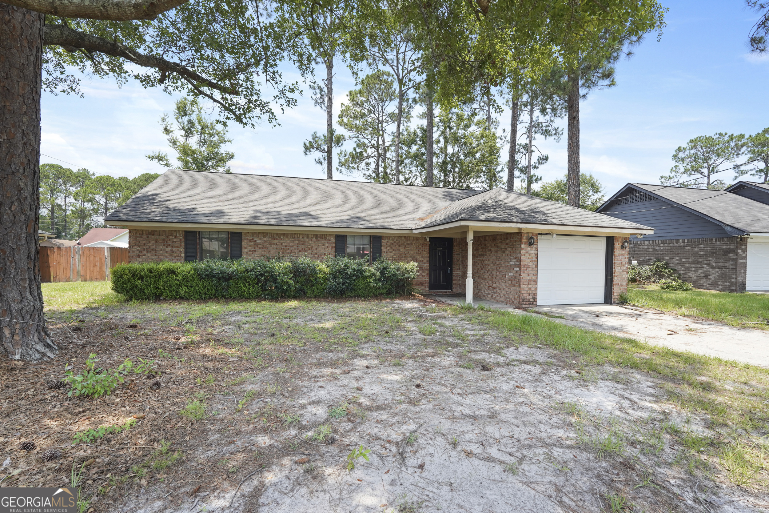 Property Photo: 702 Friar Tuck Lane GA 31313