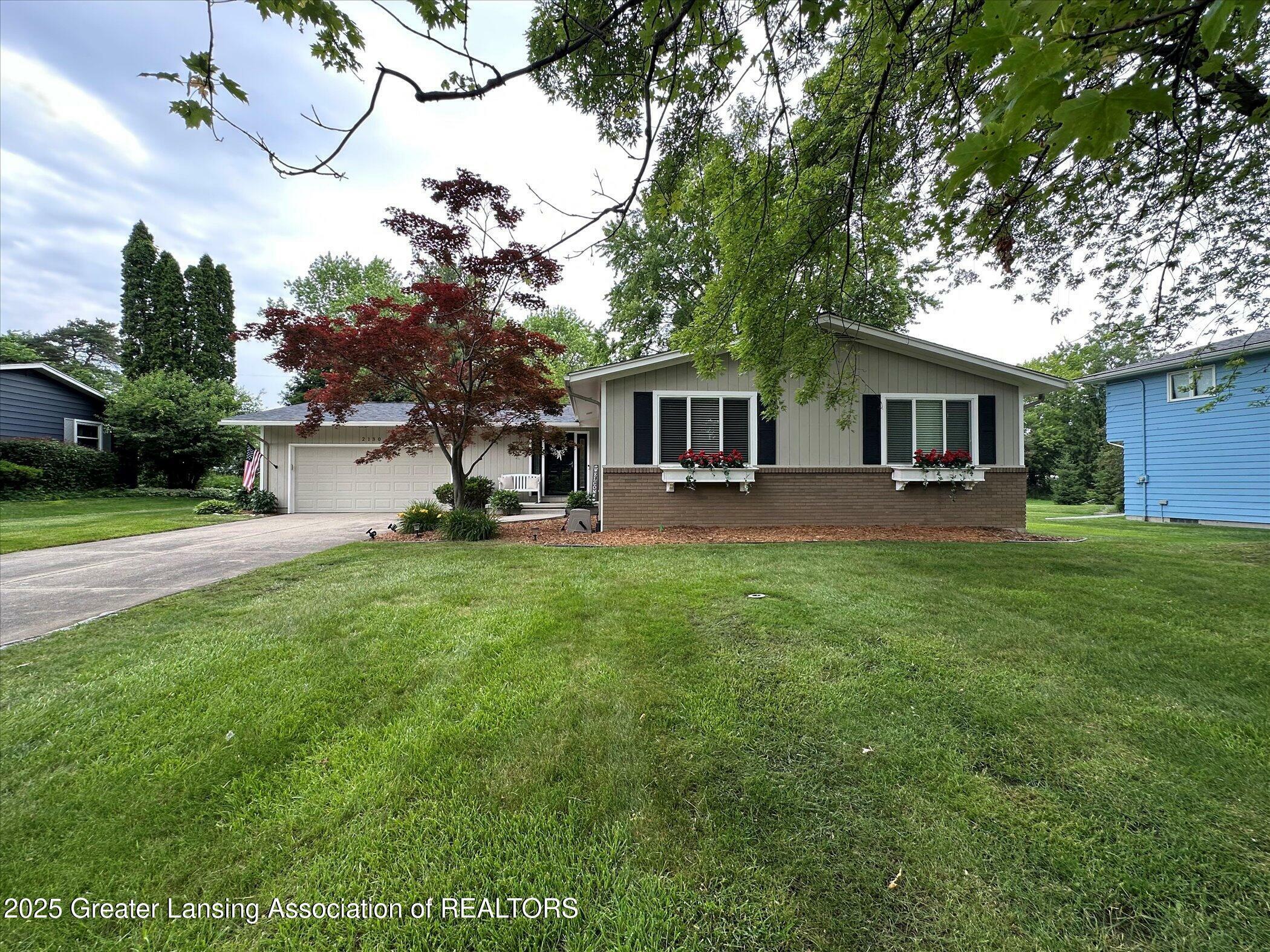 Property Photo: 2130 Belding Court MI 48864
