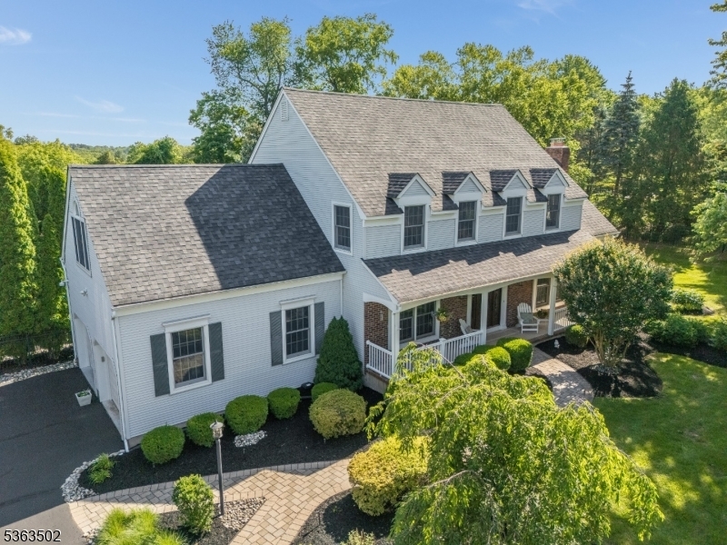 Property Photo: 4 Fisher Ct NJ 08822