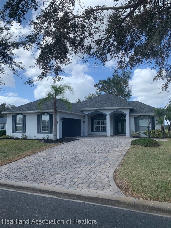 Property Photo: 4505 Birdies Court FL 33825