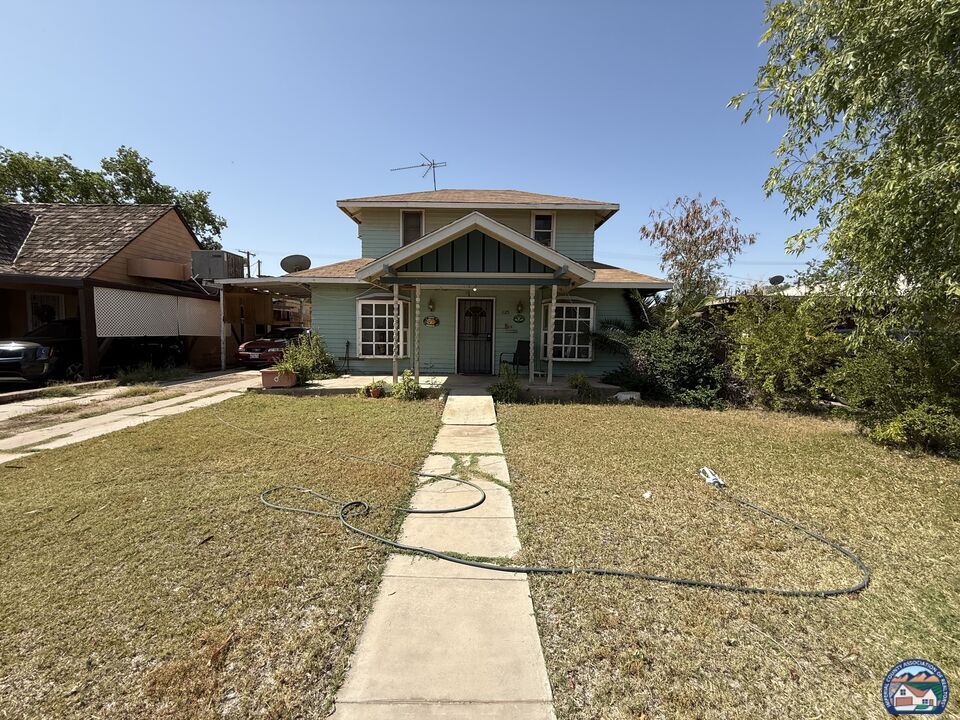 Property Photo: 1025 W Olive Ave CA 92243