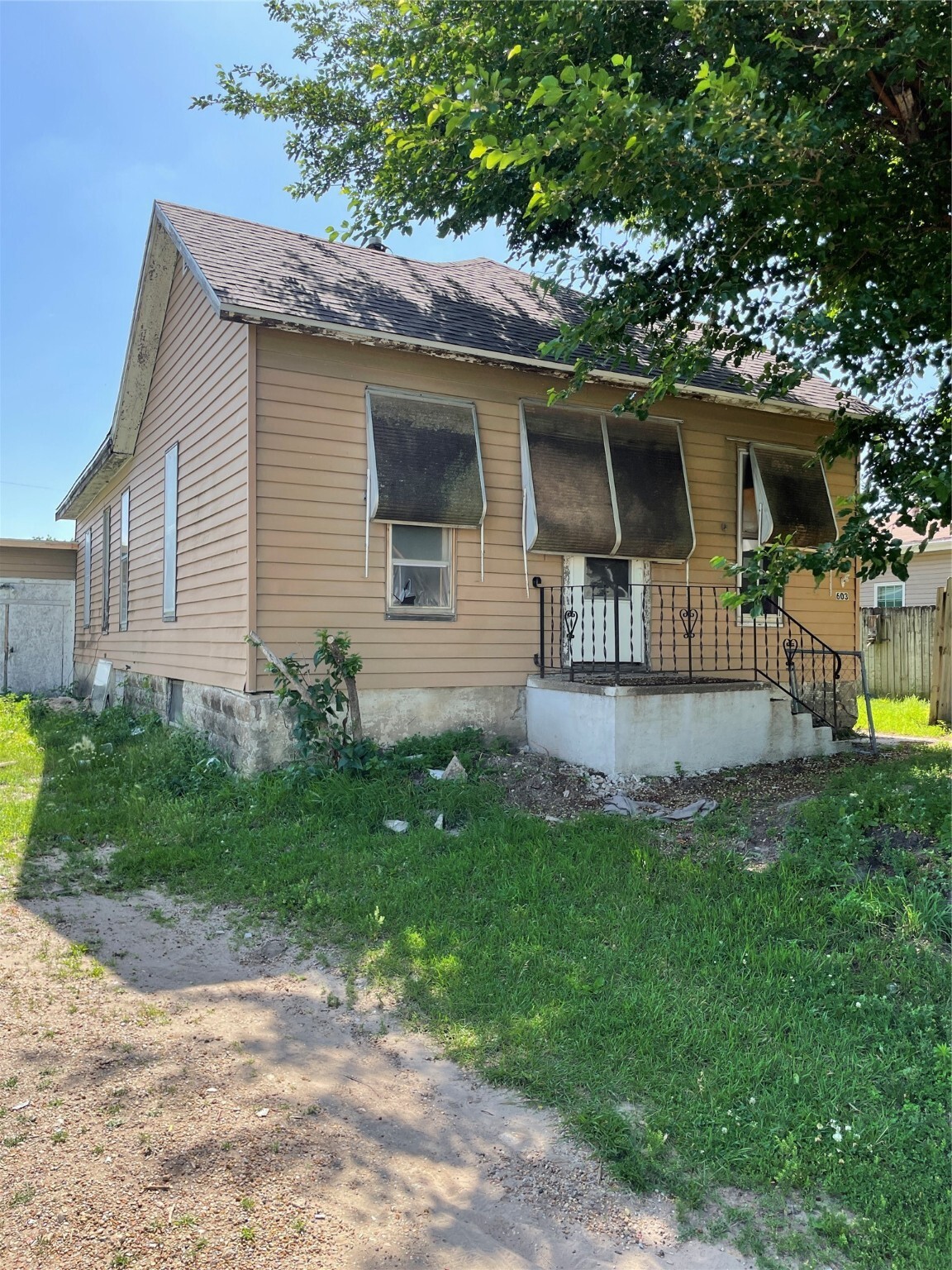 Property Photo: 603 N 1st Avenue IA 50158
