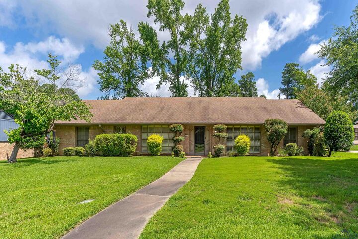 Property Photo: 1303 Le Duke Blvd. TX 75601