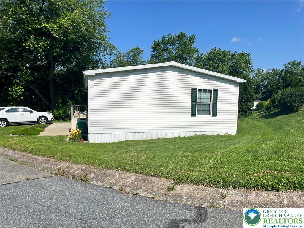 Property Photo: 102 Restful Road PA 18067