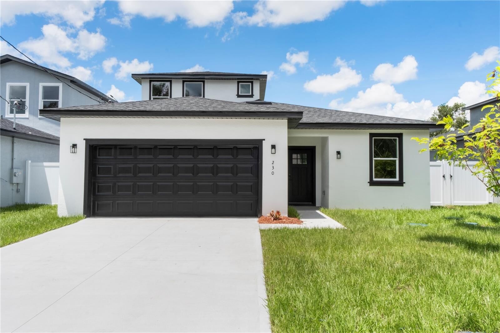 Property Photo:  230 Lucile Way  FL 32835