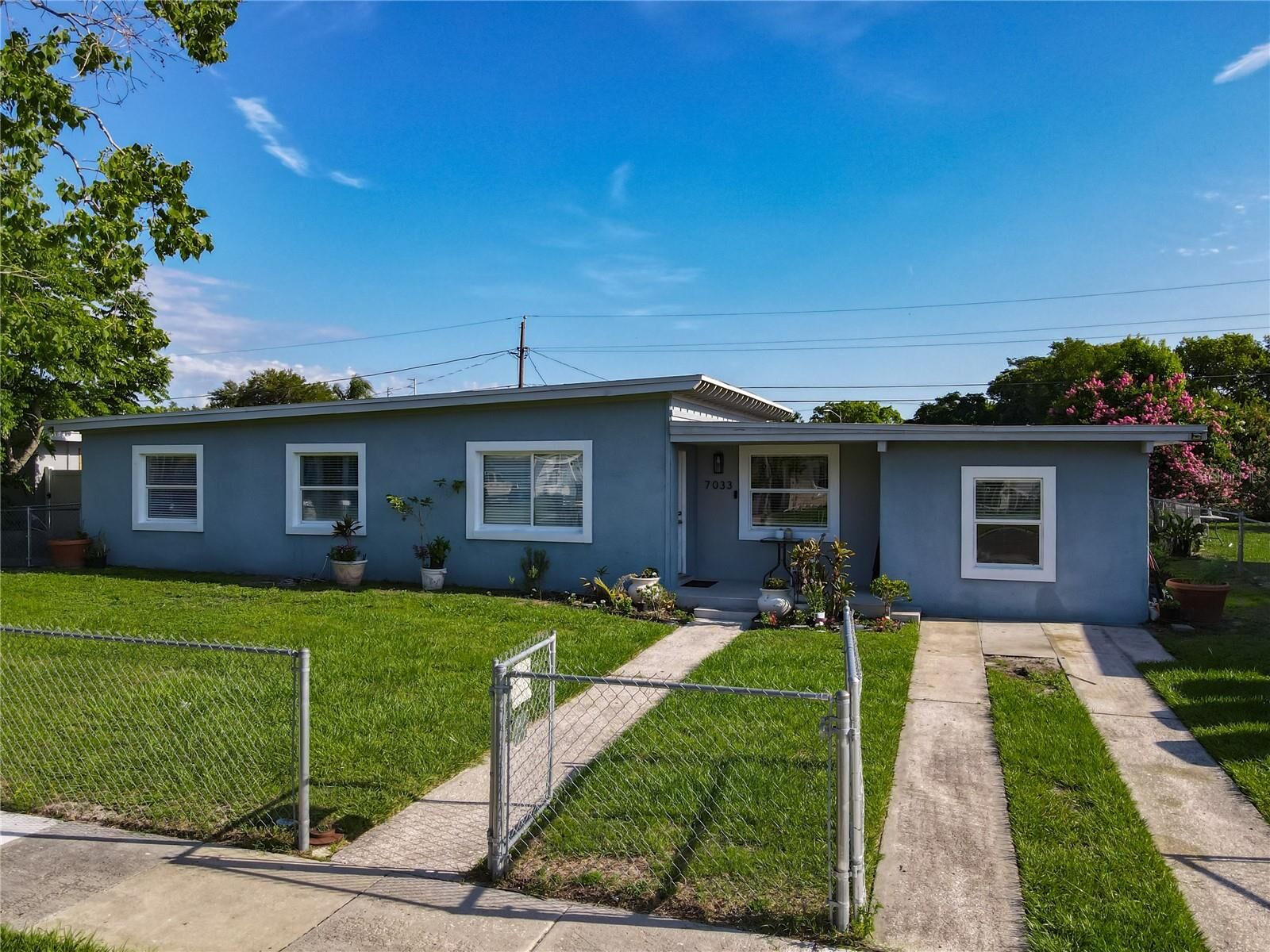 Property Photo:  7033 Lakner Way  FL 32822 