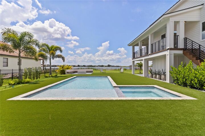 Property Photo: 7706 Ficquette Road FL 34786