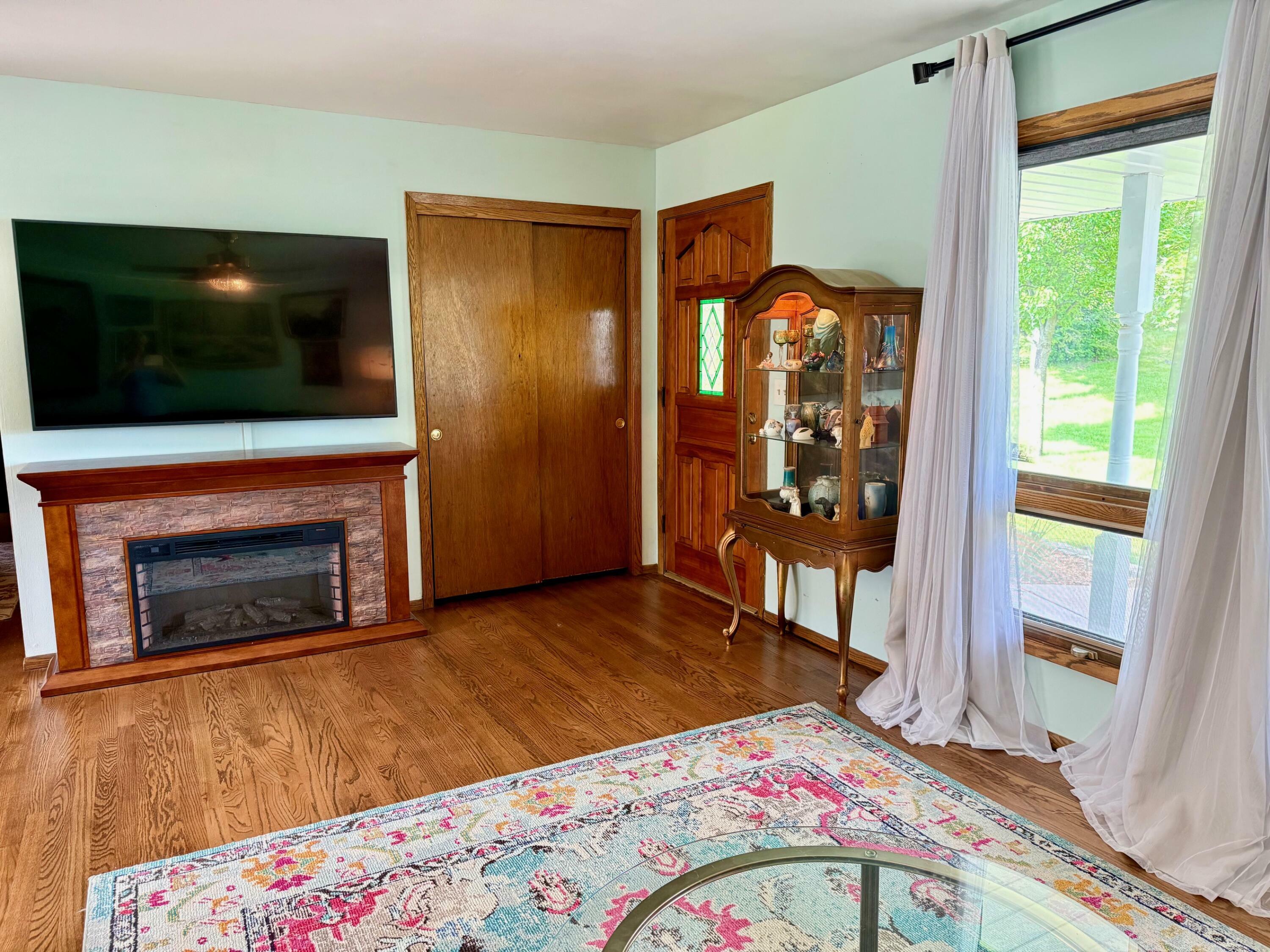 Property Photo:  W254s6620 Ridge Rd  WI 53189 