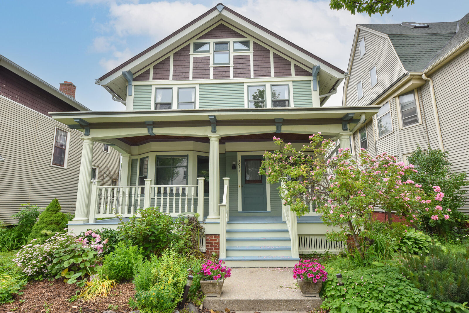 Property Photo: 3071 N Newhall St WI 53211