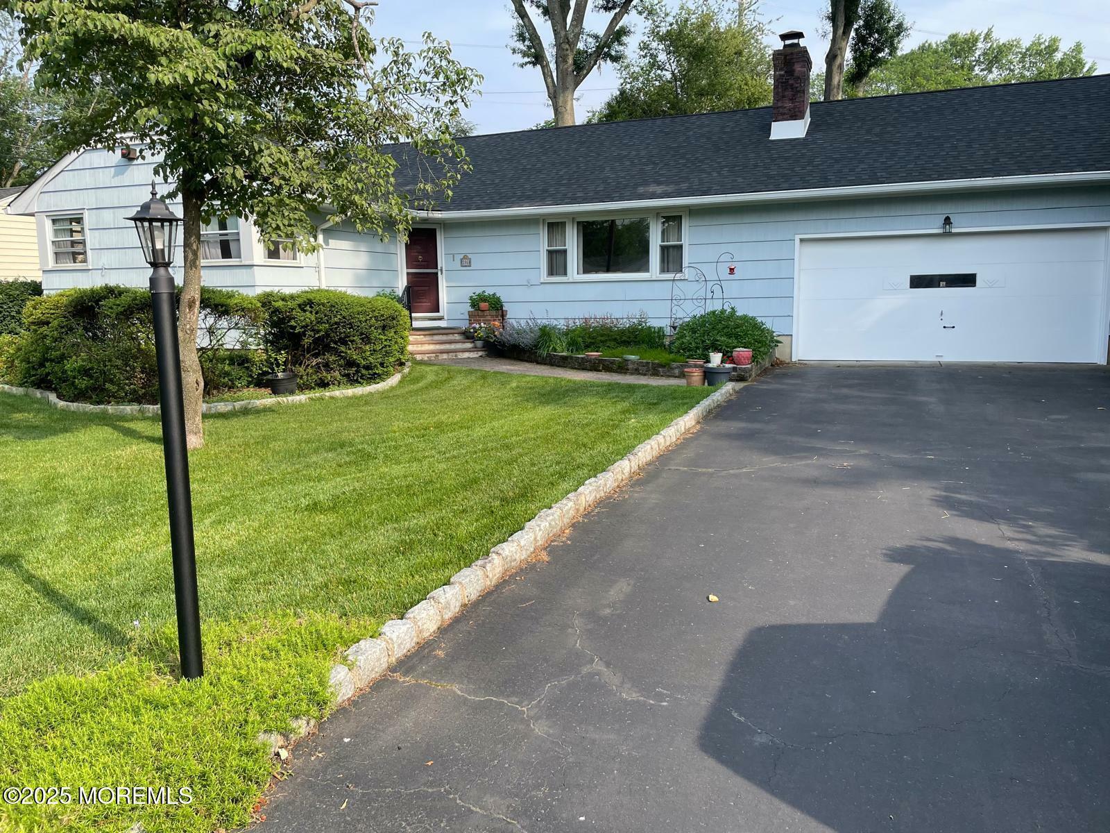 286 Franklin Road  North Brunswick NJ 08902 photo