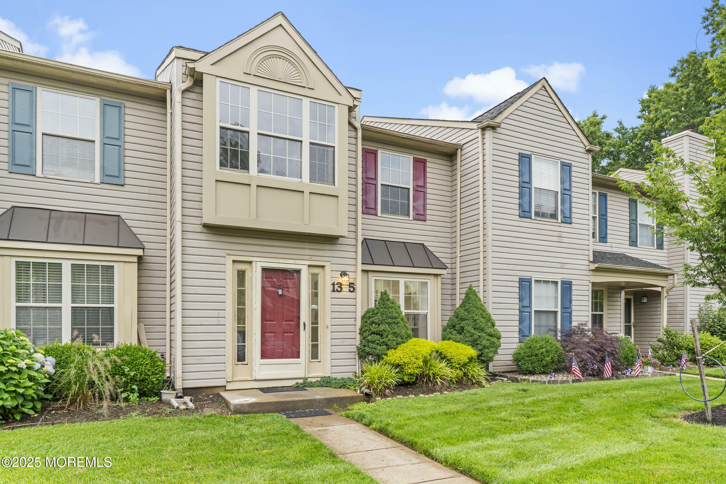 Property Photo:  13 Stuart Drive 5  NJ 07728 