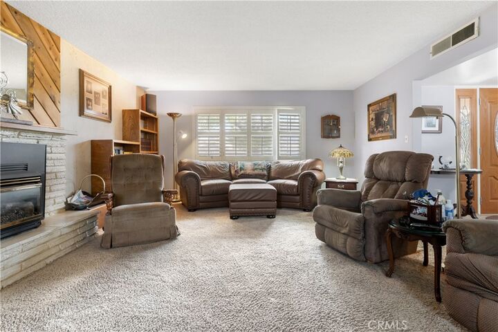 Property Photo: 4016 Granada Avenue CA 93309