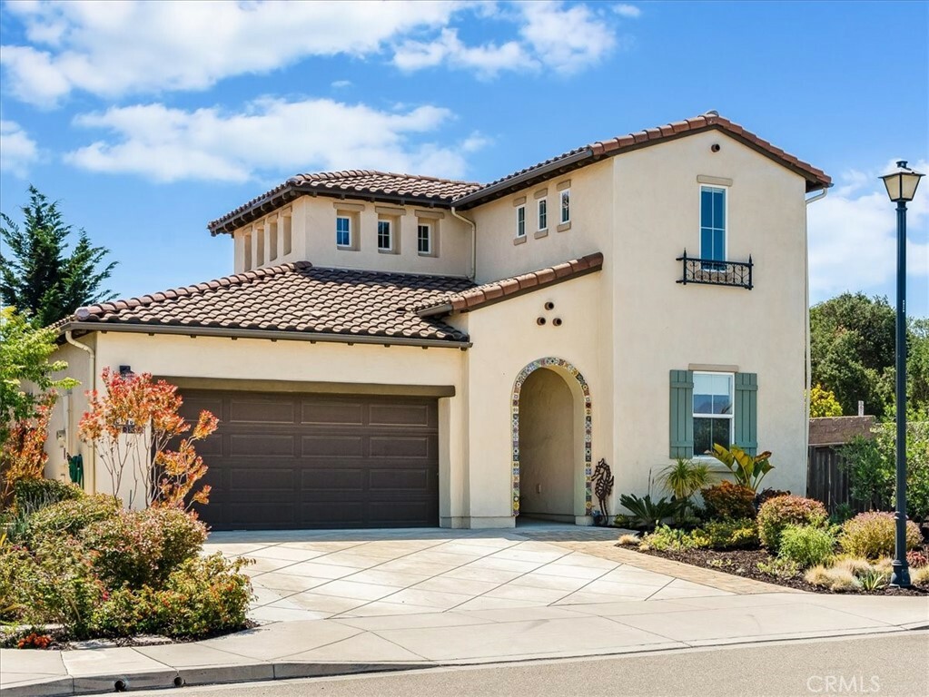 Property Photo:  5898 Aubrey Way  CA 93455 