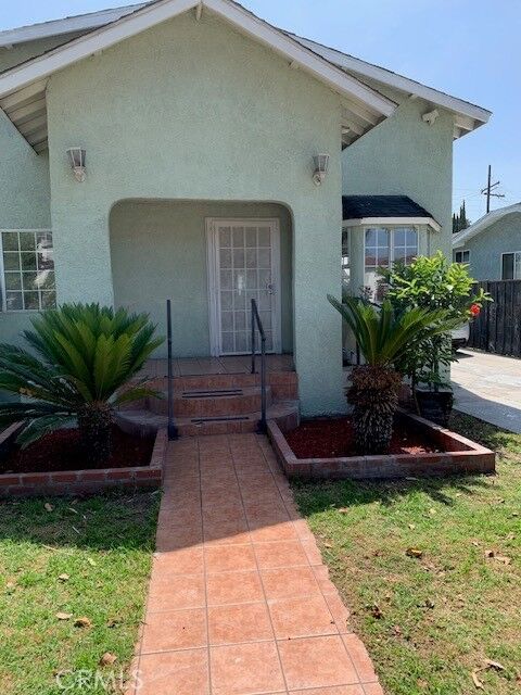 Property Photo: 6818 Cedar St CA 90255