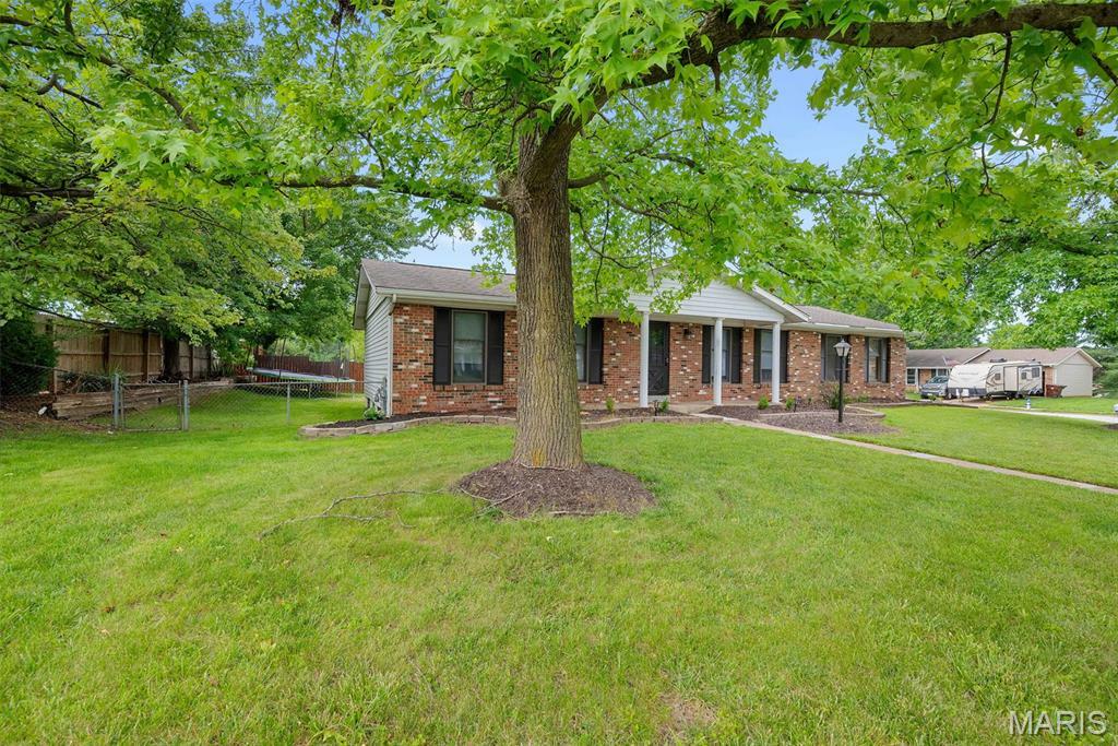 Property Photo: 2 Country Farm Boulevard MO 63376