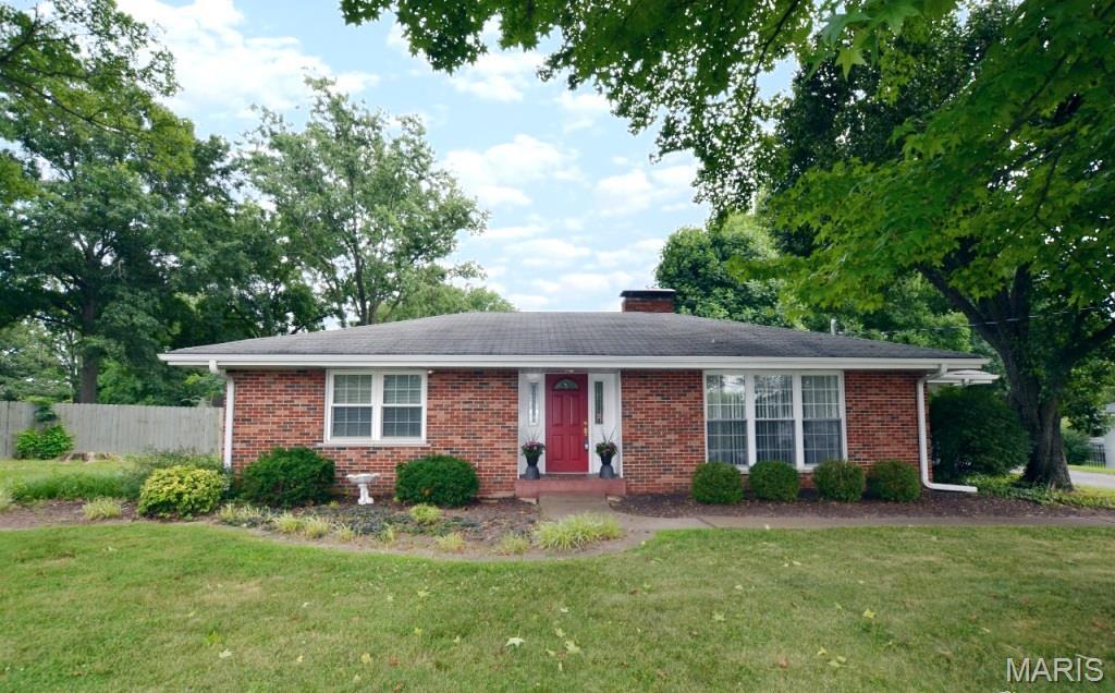 Property Photo:  1406 Marshall Road  MO 63122 