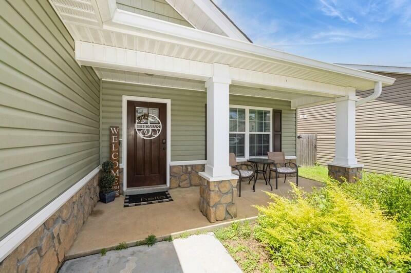 Property Photo: 212 Wainwright Drive FL 32539
